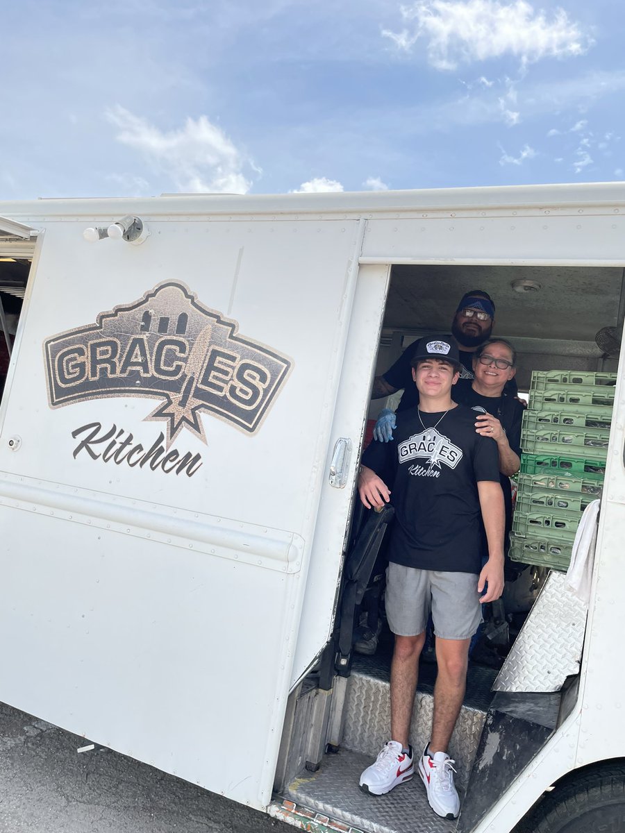 Thank you <a href="/gracieskitchen/">gracies kitchen</a> for feeding HBG. We appreciate <a href="/EISDofSA/">Edgewood ISD</a> for fueling us to get through the day. We love our EISD leaders.