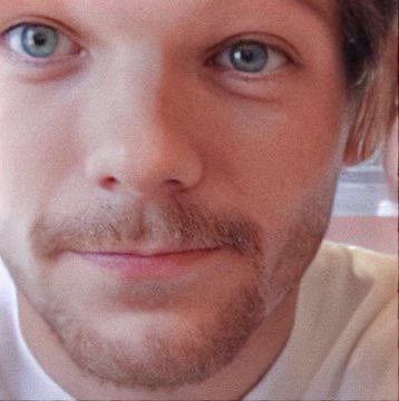 ALI1D__'s tweet photo. @1directionIran #AlwaysYou #alwaysyou100m #LouisTomlinson https://t.co/BrR5BpySUn