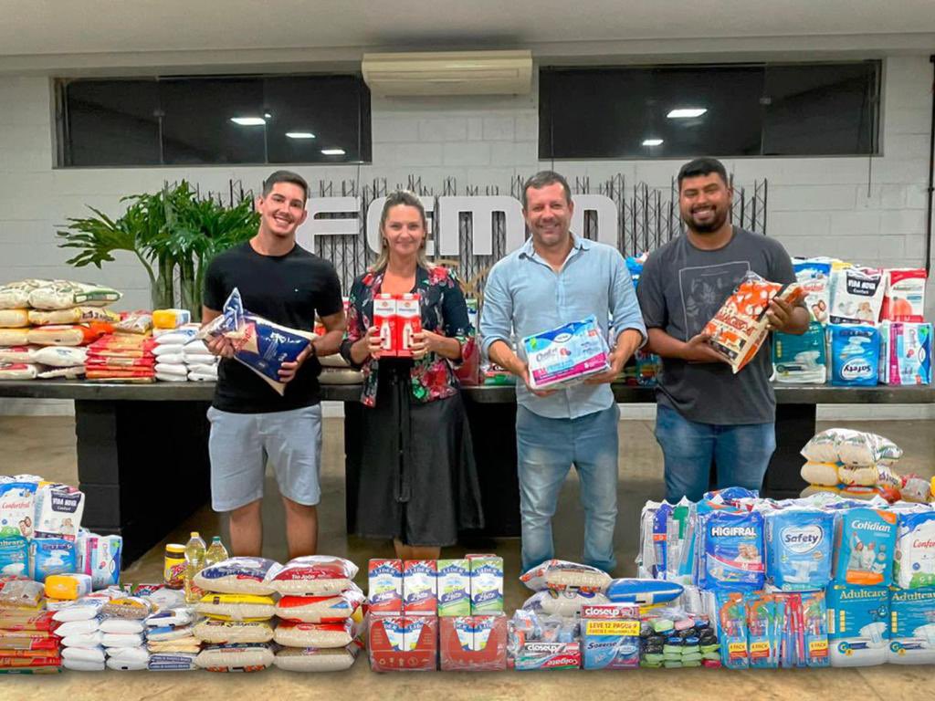 Ligaunf's tweet photo. MAIS DE 12 TONELADAS DE ALIMENTOS!

É com imenso orgulho que comunicamos que as atléticas da Unifio no primeiro semestre de 2022 arrecadamos mais de 12 TONELADAS de alimentos em nossos projetos institucionais junto a @unifiooficial e em portaria de nossos eventos! https://t.co/bBfErSzCRK