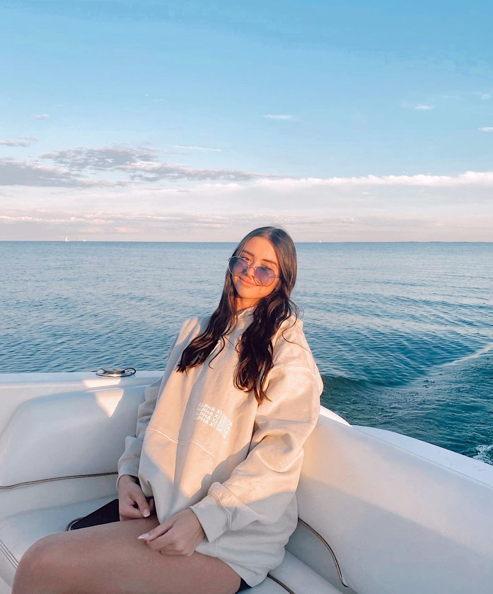 we just wanna spend our summer on a boat &amp; comfy in south by sea @camihudkins