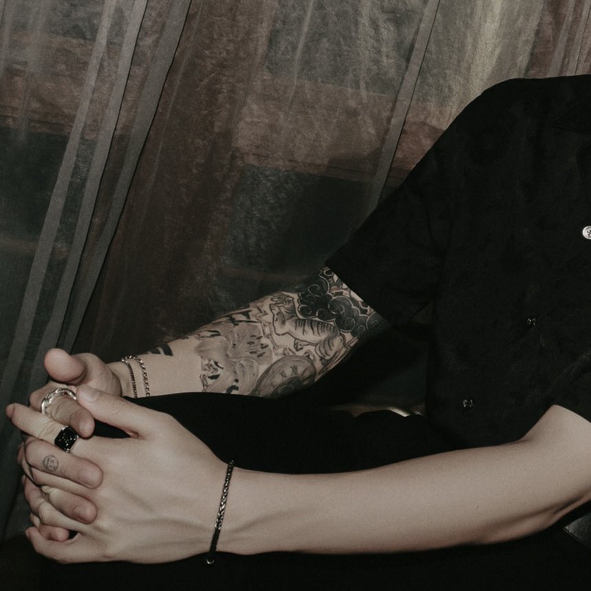 ㅤ

Serve you some details about my hand, hope you like it.         

ㅤㅤㅤㅤ