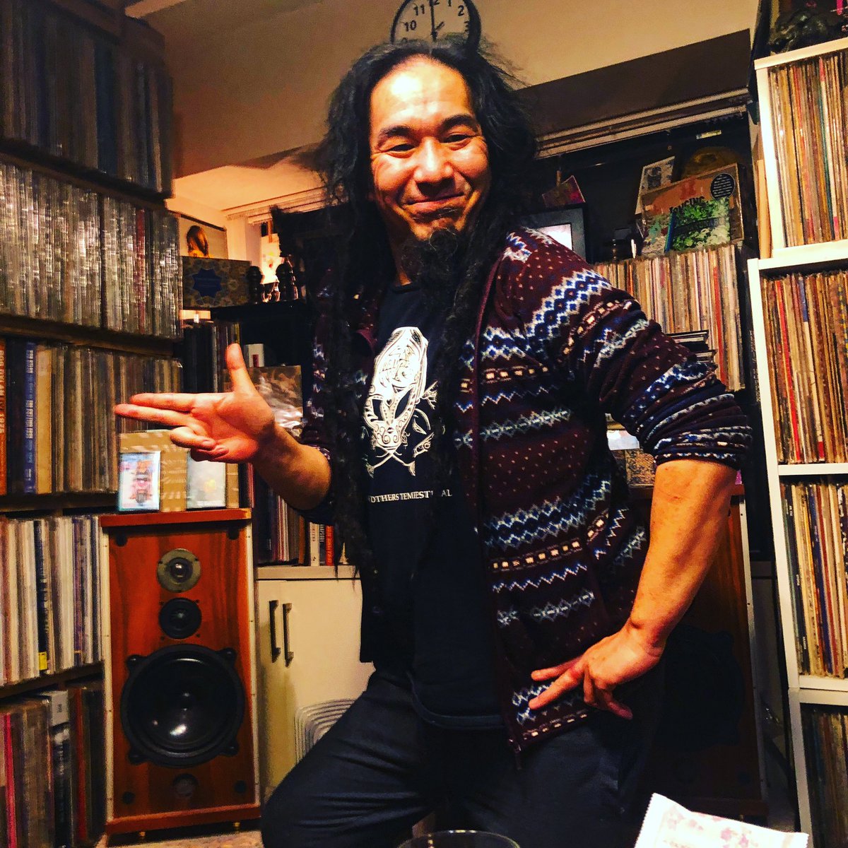 Tabatamitsuru's tweet photo. Hope to play with you again someday. 20 Guilders forever.
#mitsurutabata
#suzukijunzo
#weloveyoujunzo #20guilders https://t.co/Mrnstt6fsw