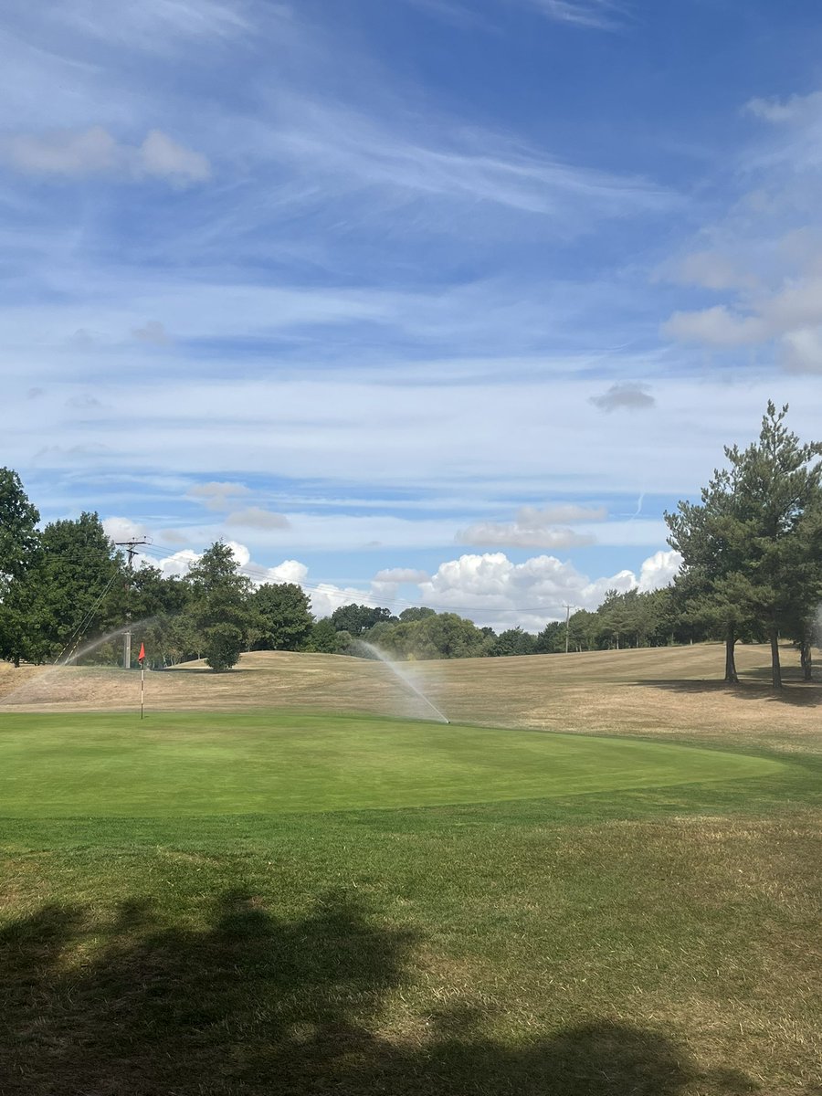 wintersgreen10's tweet photo. What a great first week. #fantasticcourse #amazingteam https://t.co/TbKikSergz