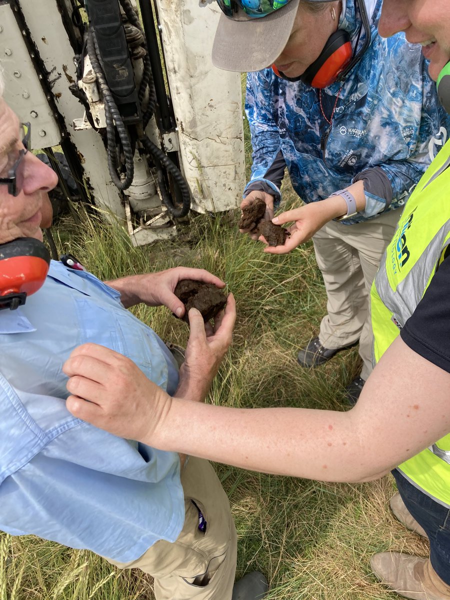 ProfSWGreen's tweet image. A season of amazing finds of buried forests and tidal-emerging boats on the Fortieth Anniversary of the Bally Lough Archaeological Project. Slainte’ ⁦@JSatGRA⁩ ⁦@ProfSWGreen⁩ ⁦@monmouthu⁩