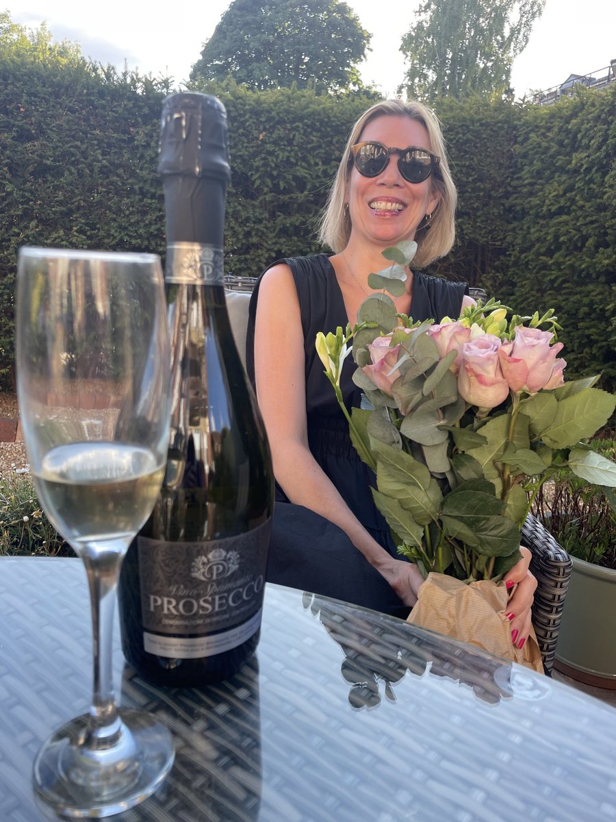 Louise Stewart tweet media