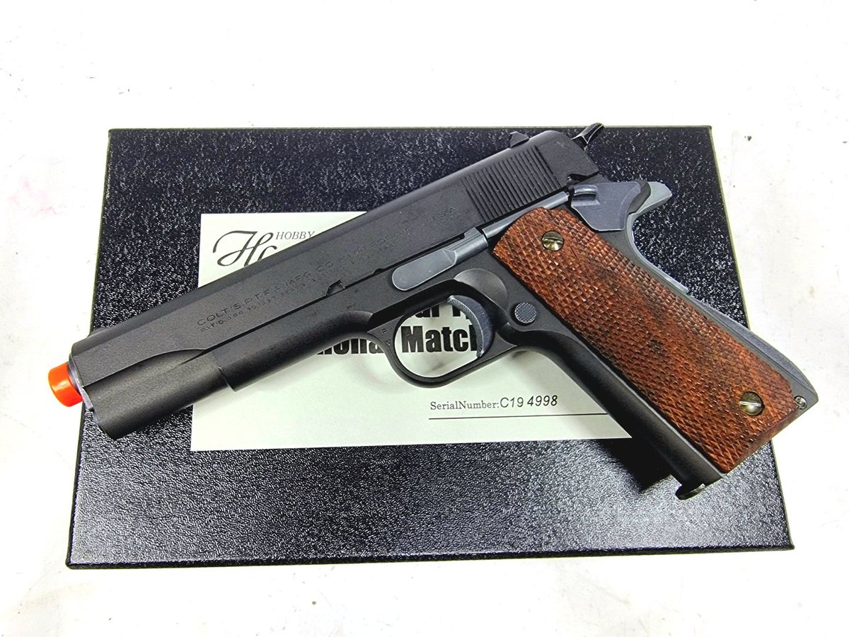 G1lover2's tweet photo. 苦労して韓国に入ってきたホビフィックスPreWarM1911。若い後輩たちはBB弾が発射されない銃をなぜ手に入れるのかと質問したりもする。 https://t.co/hivOnN2D2X