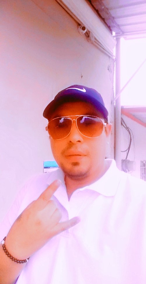 crisleorema80's tweet photo. Buenas tardes a todos mi gente... https://t.co/Dd7hNnuZGm