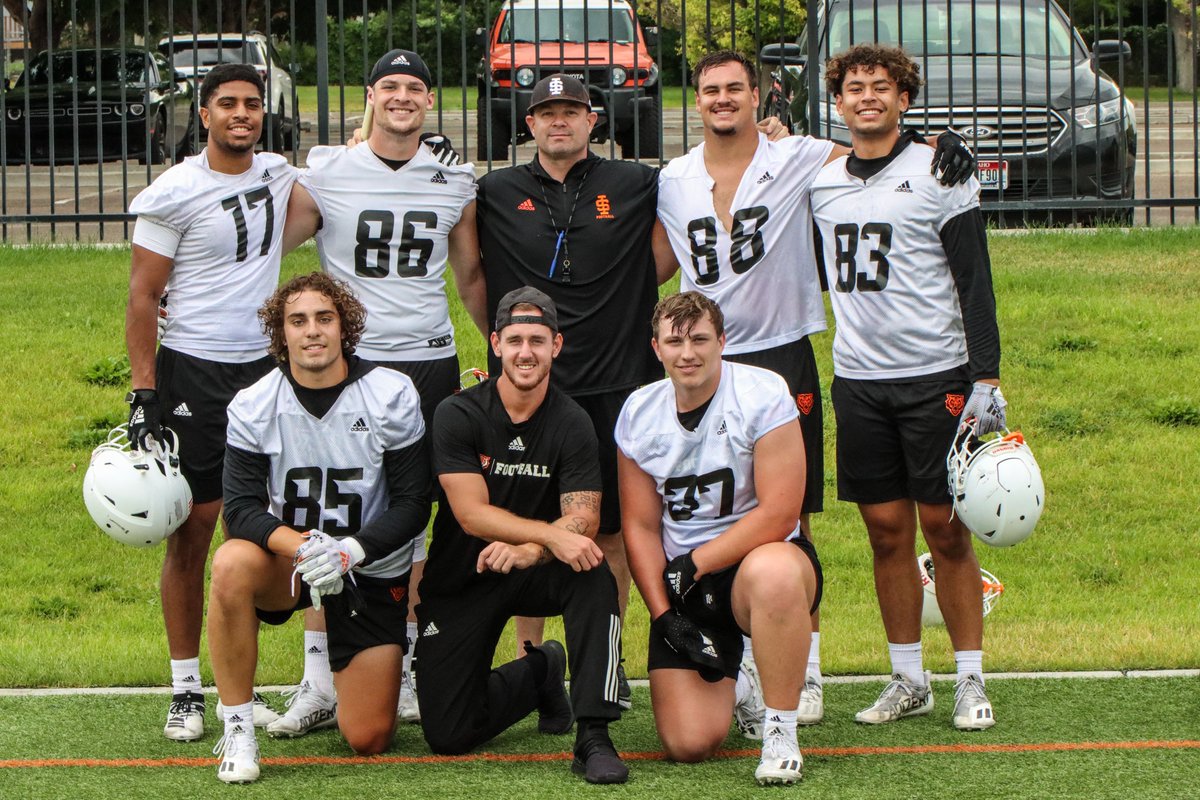 Fall camp 2022 TE group pic