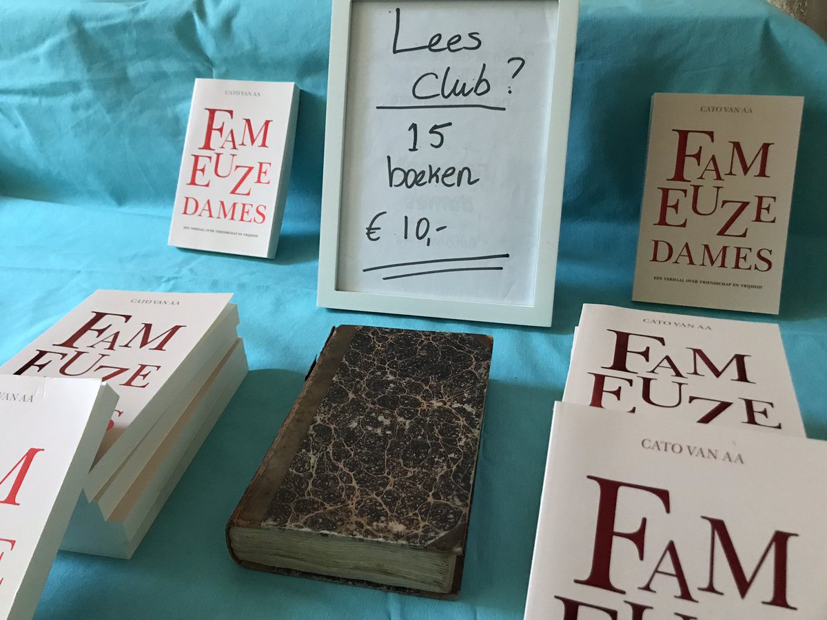 CatovanAa's tweet photo. Ben je zondag op de Deventer Boekenmarkt? 
Kom langs bij kraam 35 (verlaagde Wellepad) voor onze speciale leesclub actie! 
#boeken #lezen #debuutroman Fameuze dames https://t.co/LhC7SoidIK