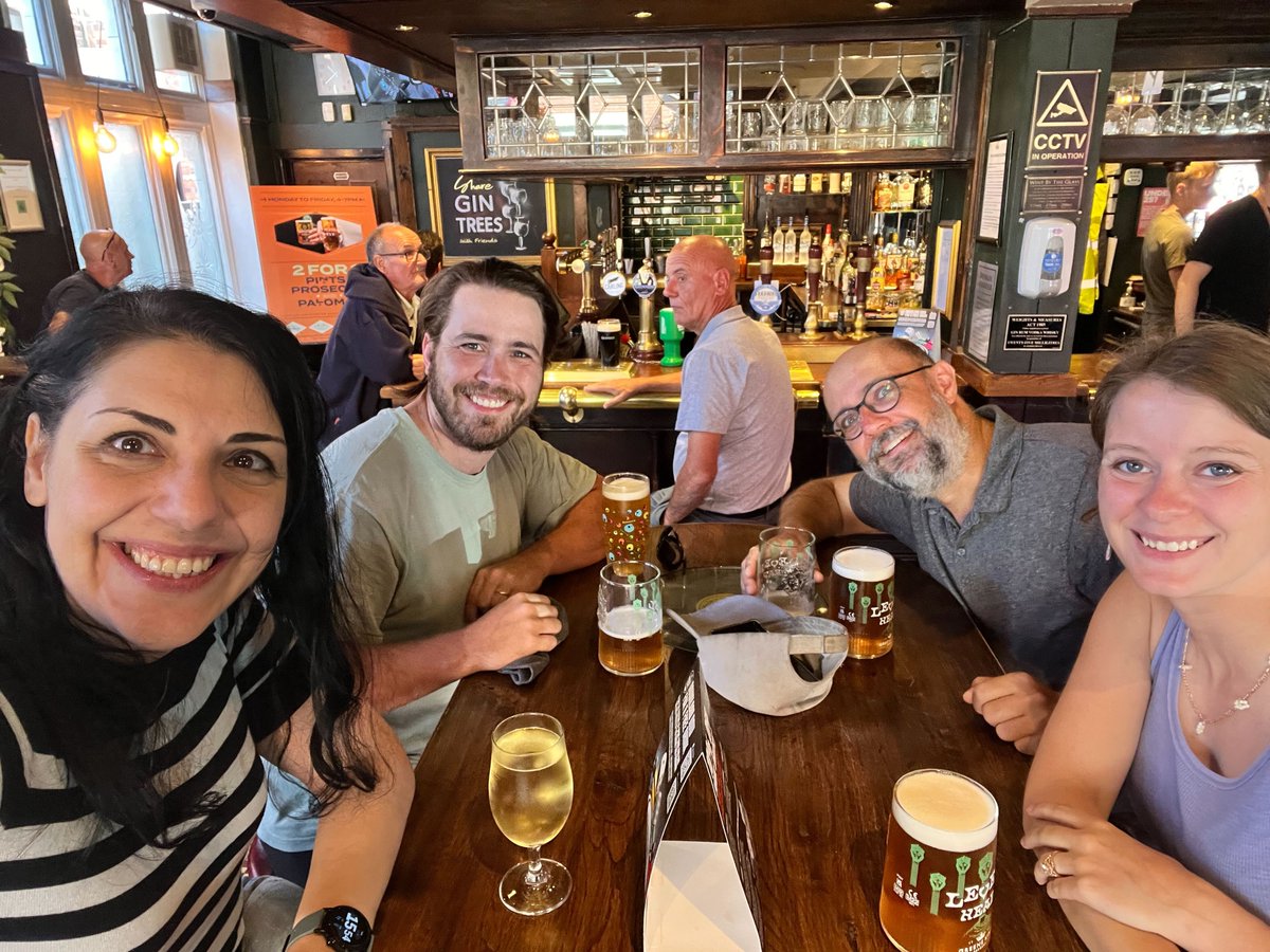 scientist_com's tweet photo. From Berlin to Great Britain, Canada to California our team may be miles apart, but it never stops us from coming together to share ideas or a nice meal over a beer or two. 🌎 Cheers to a good weekend. Happy Friday from https://t.co/S1PPJlV017! 🍻 https://t.co/wMID3XXrGv