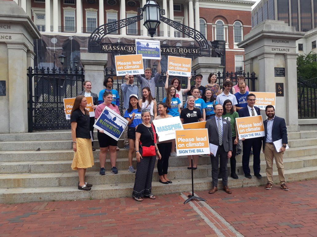 We’re calling on you <a href="/MassGovernor/">Governor Maura Healey</a> to sign the climate bill into law! <a href="/EnvironmentMA/">Environment Massachusetts</a> <a href="/MASSPIRG/">MASSPIRG</a> #Go100MA #SignMAClimateBill