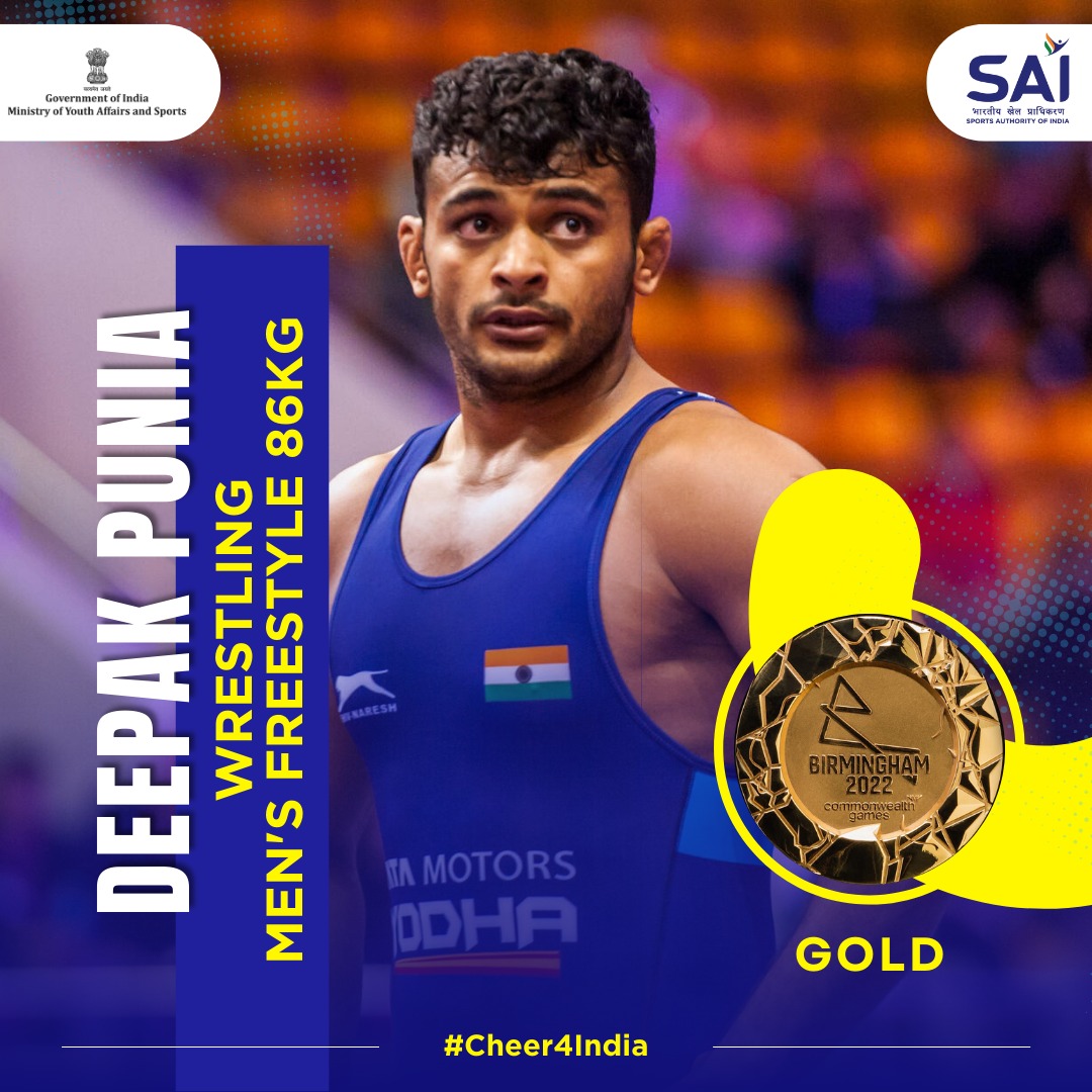 Media_SAI's tweet photo. DEEPAK HAS DONE IT 🔥🔥
3️⃣rd Back To Back GOLD 🥇for 🇮🇳 

Unassailable @deepakpunia86 🤼‍♂️ (M-86kg) wins GOLD on his debut at  #CommonwealthGames 🔥🔥 

The World C'ships 🥈 medalist displayed  brilliant form at @birminghamcg22 with 2 technical superiority wins 😁

#Cheer4India
1/1 https://t.co/5hEJf6Ldd4