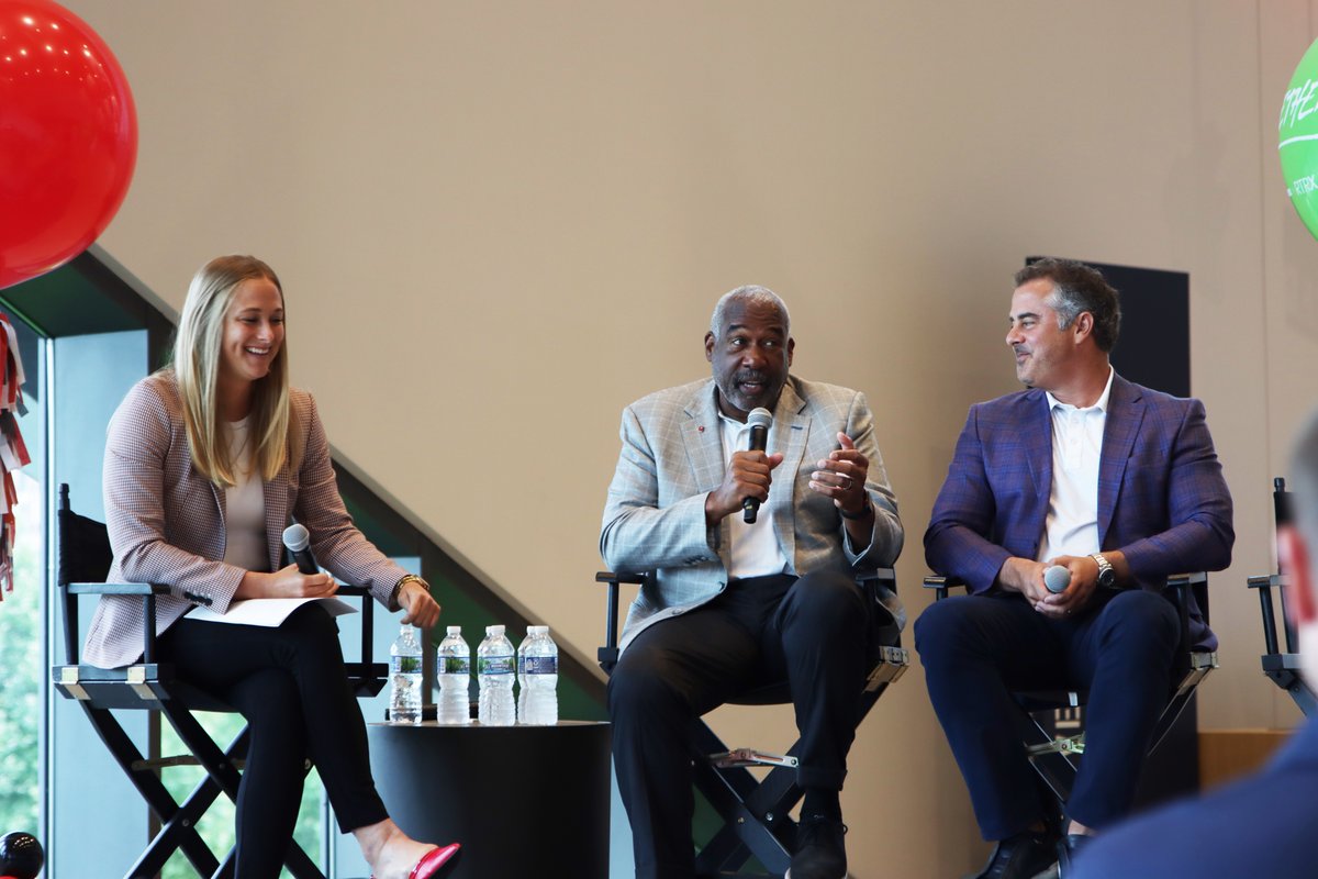 innosourceinc's tweet photo. We are inspired! This morning we shared time with several thought-provoking leaders in business, in sports and in health. We learned some great strategies for how to succeed – not just in business, but as people, too.  Event was in partnership w/ @RTRX @Pelotonia #RTRX #Pelotonia https://t.co/epcutfxjwl