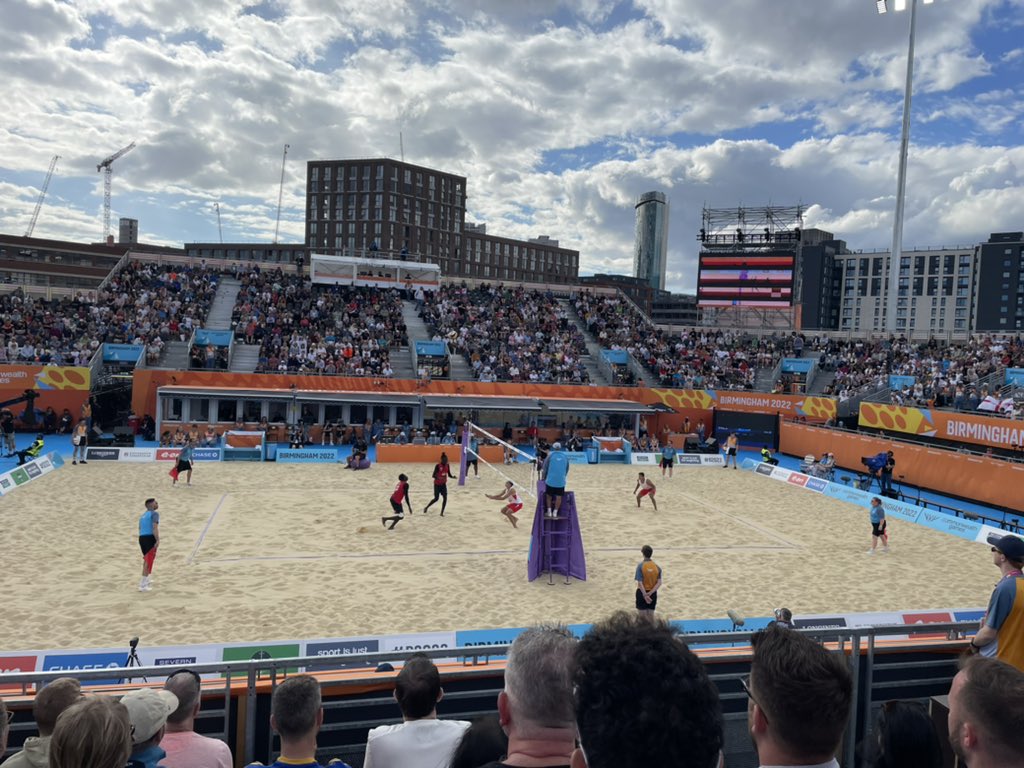 KatiSimpson1976's tweet photo. Day off to enjoy the Beach Volleyball #B2022 #CommonwealthGames22 https://t.co/Chd2QRcnYv