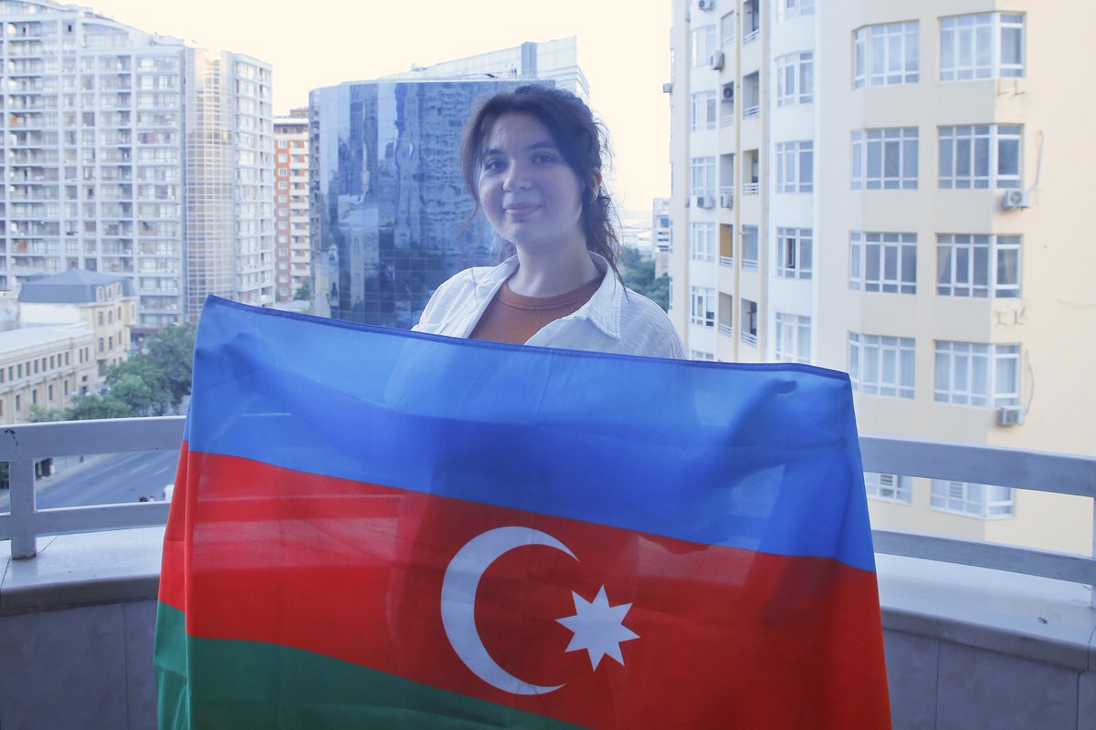 A flag once raised will never fall down! 🇦🇿❤

#youwillneverfall #bayraqmənliyimdir #Azerbaijan #ireli2022