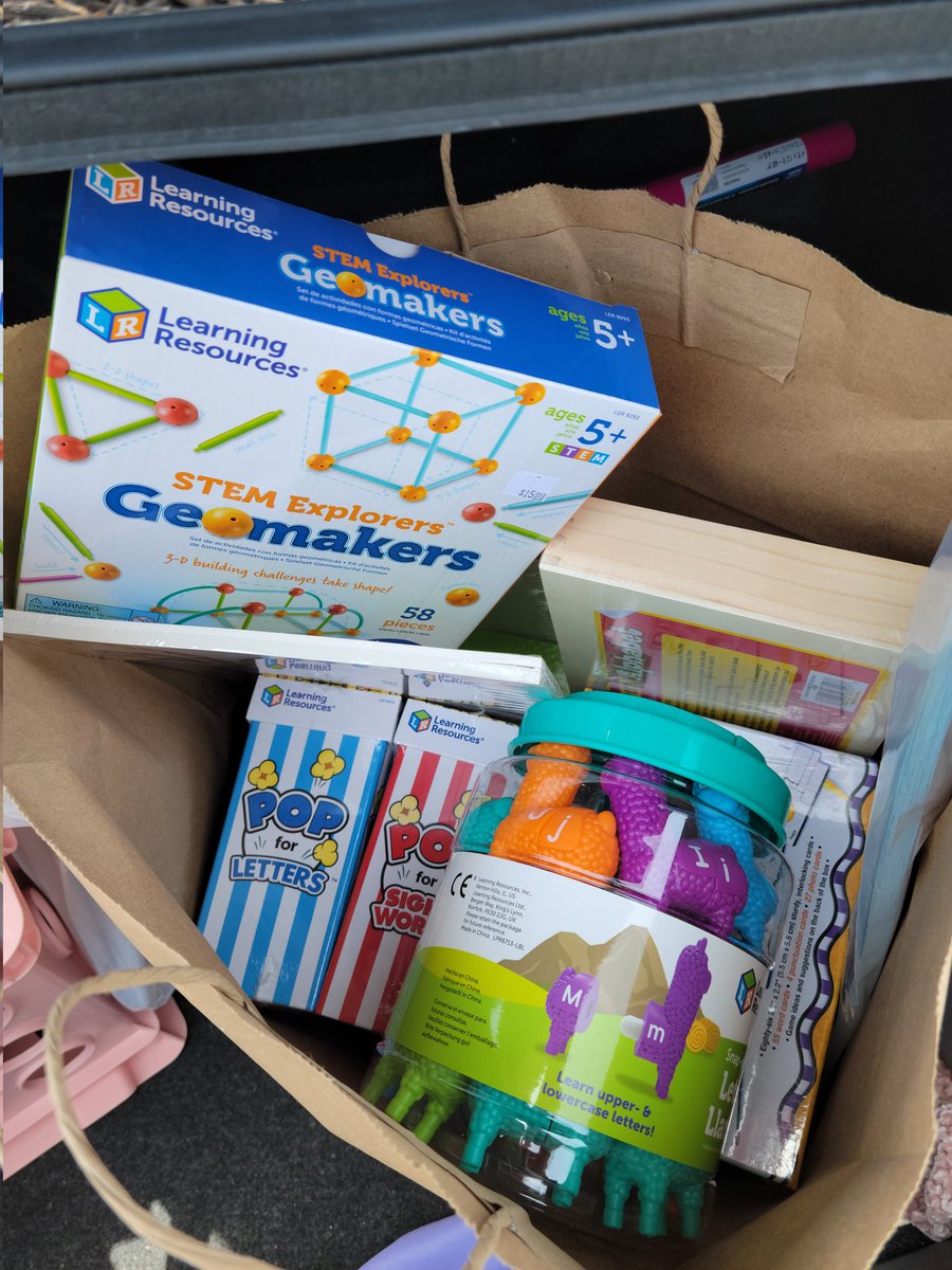ItsMrsRucker's tweet photo. Thank you @SAISDFoundation for this shopping day! I was 5th in line so I recieved the extra $100 spending for my classroom!!! 🙌😃🤩 @SAISD #grateful #newteacher #kindergarten #teacherlife #happiness #GodisGood https://t.co/BPAjNaqURB