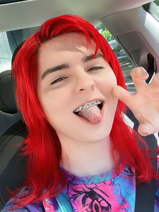 rawr x3 https://t.co/z02JzutlPM