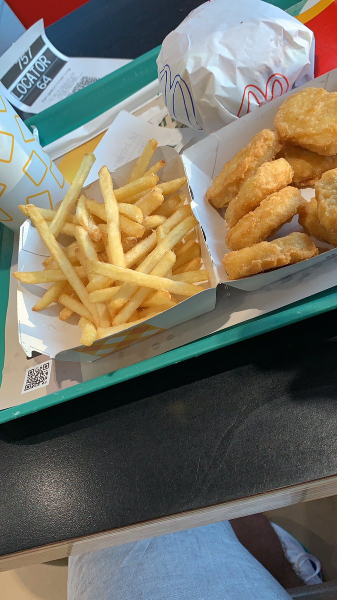 Stream starts when i get home from mcd😏