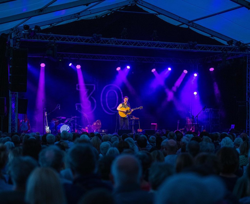 Jack Rutter (@jackrutterer) on Twitter photo I love <a href="/sidmouthfolk/">The Sidmouth Folk Festival</a> festival with all my ♥️
Thank you all for such an incredible week, I adored every second of it.
📸 by my friend <a href="/KB_Pho_Vid/">Kyle Baker Photography & Videography</a> who I’d very strongly recommend for any photos or videos you need in the South West or further afield. I love <a href="/sidmouthfolk/">The Sidmouth Folk Festival</a> festival with all my ♥️
Thank you all for such an incredible week, I adored every second of it.
📸 by my friend <a href="/KB_Pho_Vid/">Kyle Baker Photography & Videography</a> who I’d very strongly recommend for any photos or videos you need in the South West or further afield.