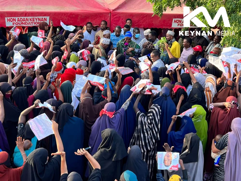 HonAdanKeynan's tweet photo. Held a consultative meeting with women from the Ahmed Mohamud family of the larger Jibrail community at ICF and later, similarly, met with Ga'al women in a subsequent meeting at Sunrise, https://t.co/6nHTWxFIaT