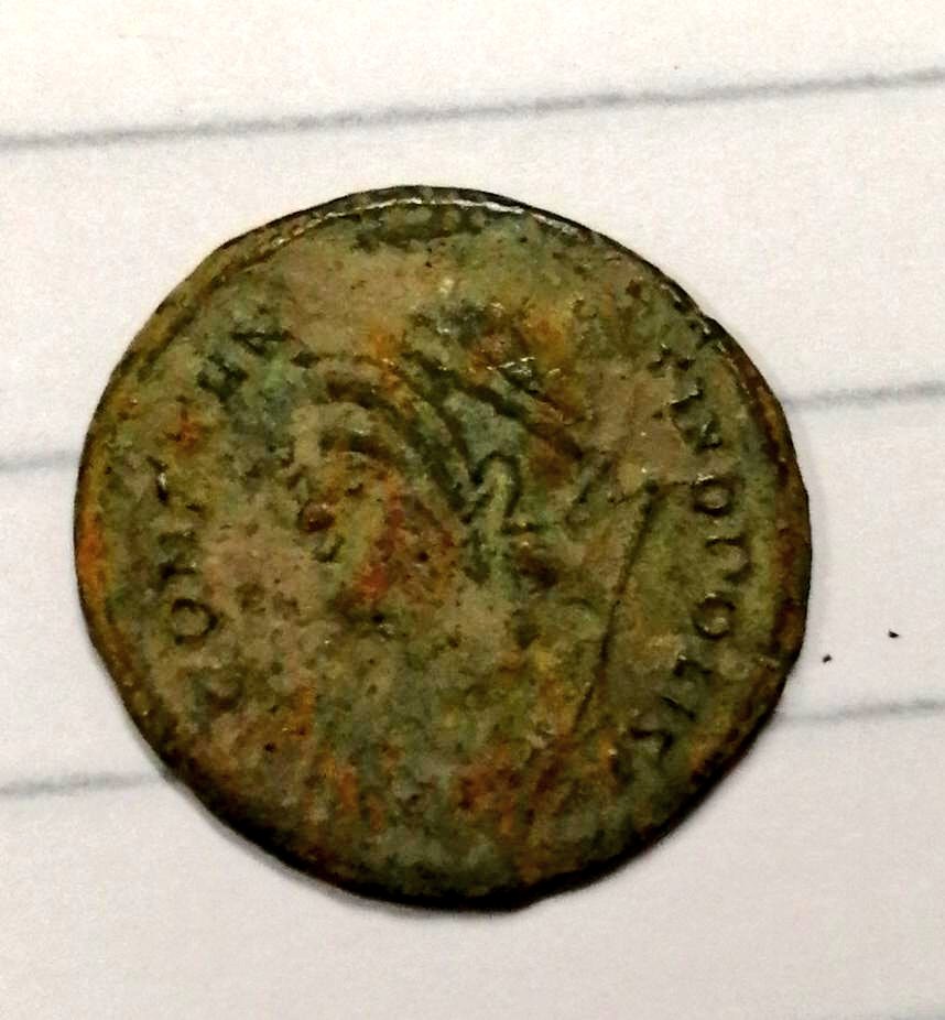 Con_Copies's tweet photo. ~ 1300 coins, 6 coin hoards &amp; 200+ hrs of pxrf (coins and standard readings) later, its finally complete, im feeling as smug as this portrait of Constantinopolis from the Thornbury Hoard  🥳 thank you to all who helped make this happen!! #phdlife #romancoins #FindsFriday https://t.co/J9PlrerXdd