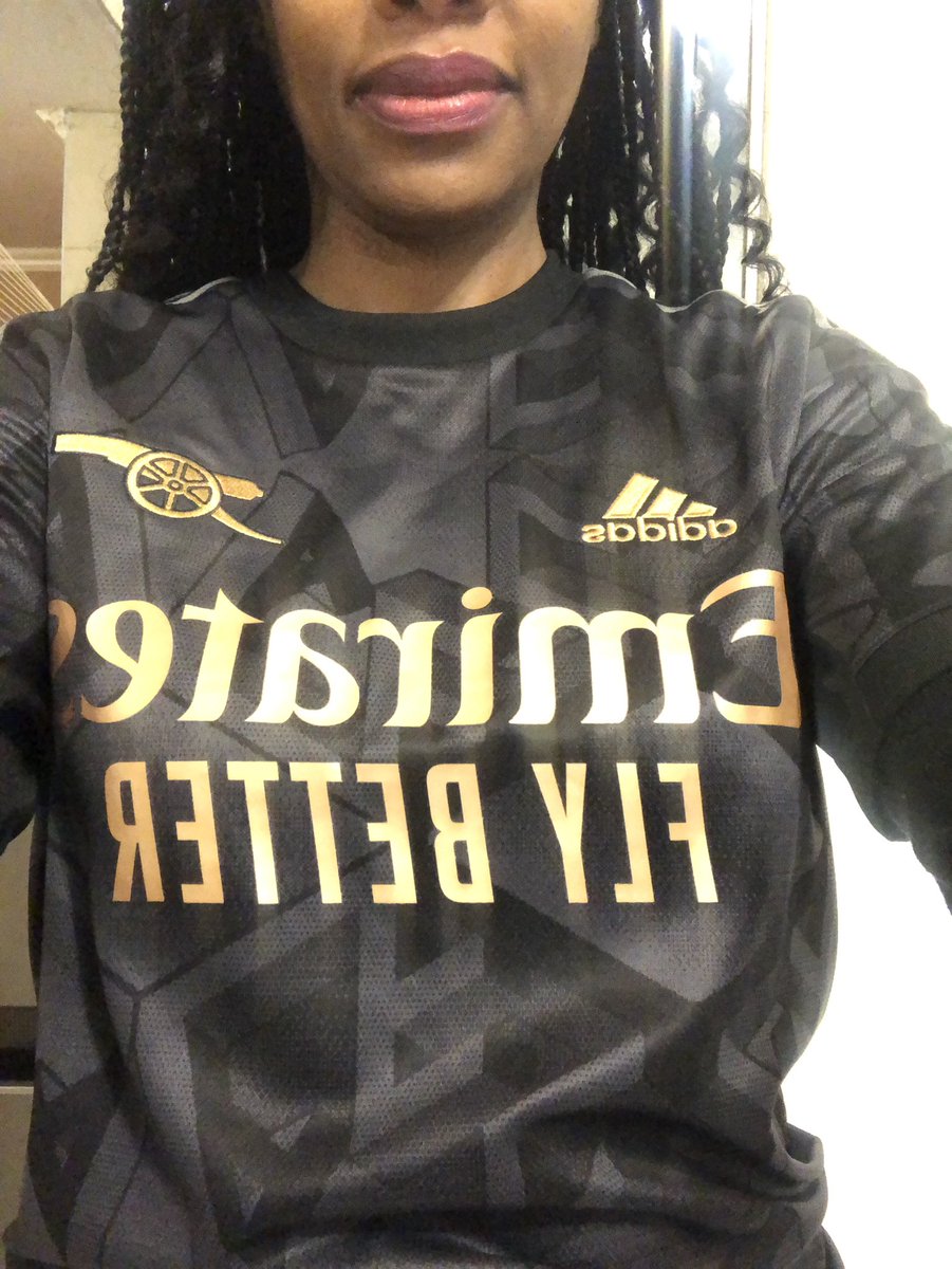 kaybeemod's tweet photo. A Gunner Chick π₯°#ForTheLoveOfArsenal #Arsenal https://t.co/dzLh07wo82