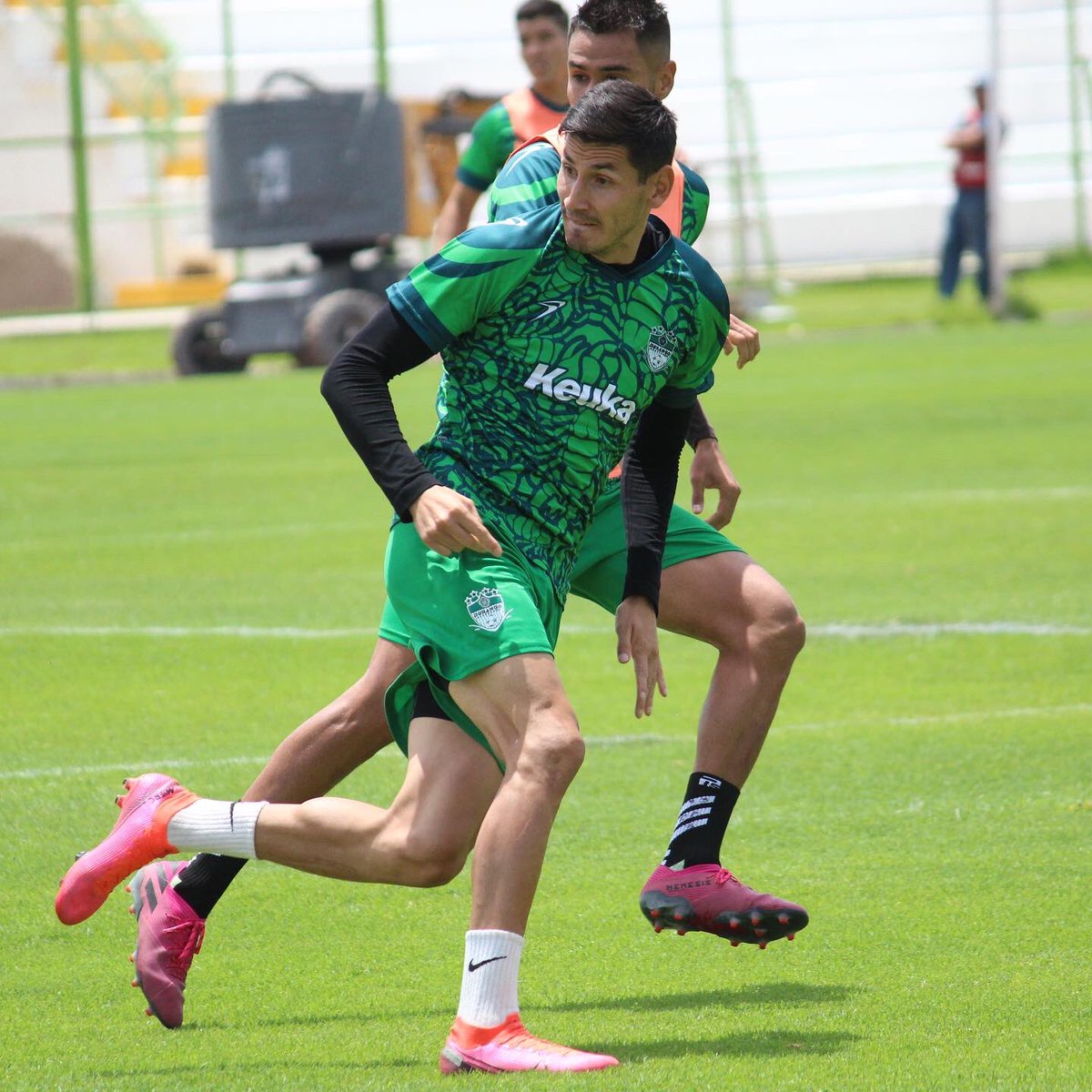 AlacranesdDGO's tweet photo. Arrancamos trabajando fuerte para enfrentar este martes @PumasMXTabasco en el Olímpico de Villahermosa 💪🏼

#LigaBBVAExpansiónMX
#SiempreAlacranes https://t.co/Esfj4kuCOr