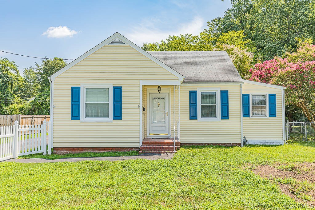 ShawnShurm's tweet photo. I have a new #listing in #Sandston #VA  https://t.co/2hTNSJ94s5 https://t.co/52ezoNBEPH