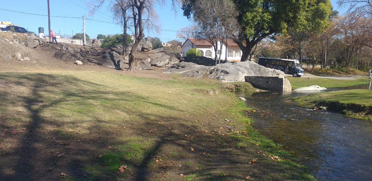 Desde el #Voluntariado de #DefensaCivil se viene cambiándole la cara al arroyo de nuestra ciudad … #PatrullaDelArroyo un trabajo de pura vocación y esfuerzo ! 💪🏼💪🏼💪🏼