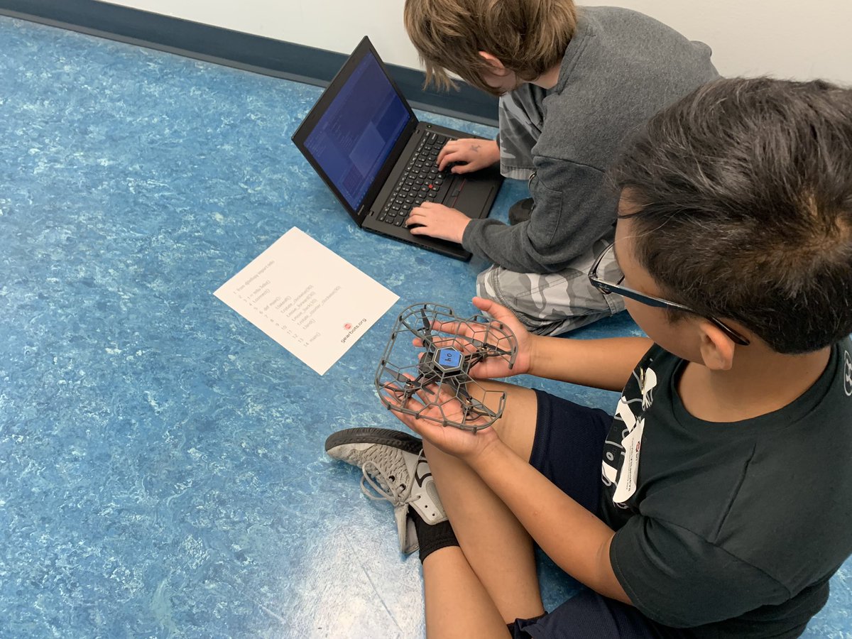 GearBotsBC's tweet photo. For the last day of our #aerospace #STEM camp, we are #coding #TelloEDU #Drones using #python and getting some flight simulator time. @AbbyAirshow @goUFV @UFVTrades #MakerEdBC https://t.co/h9MFez9W0L