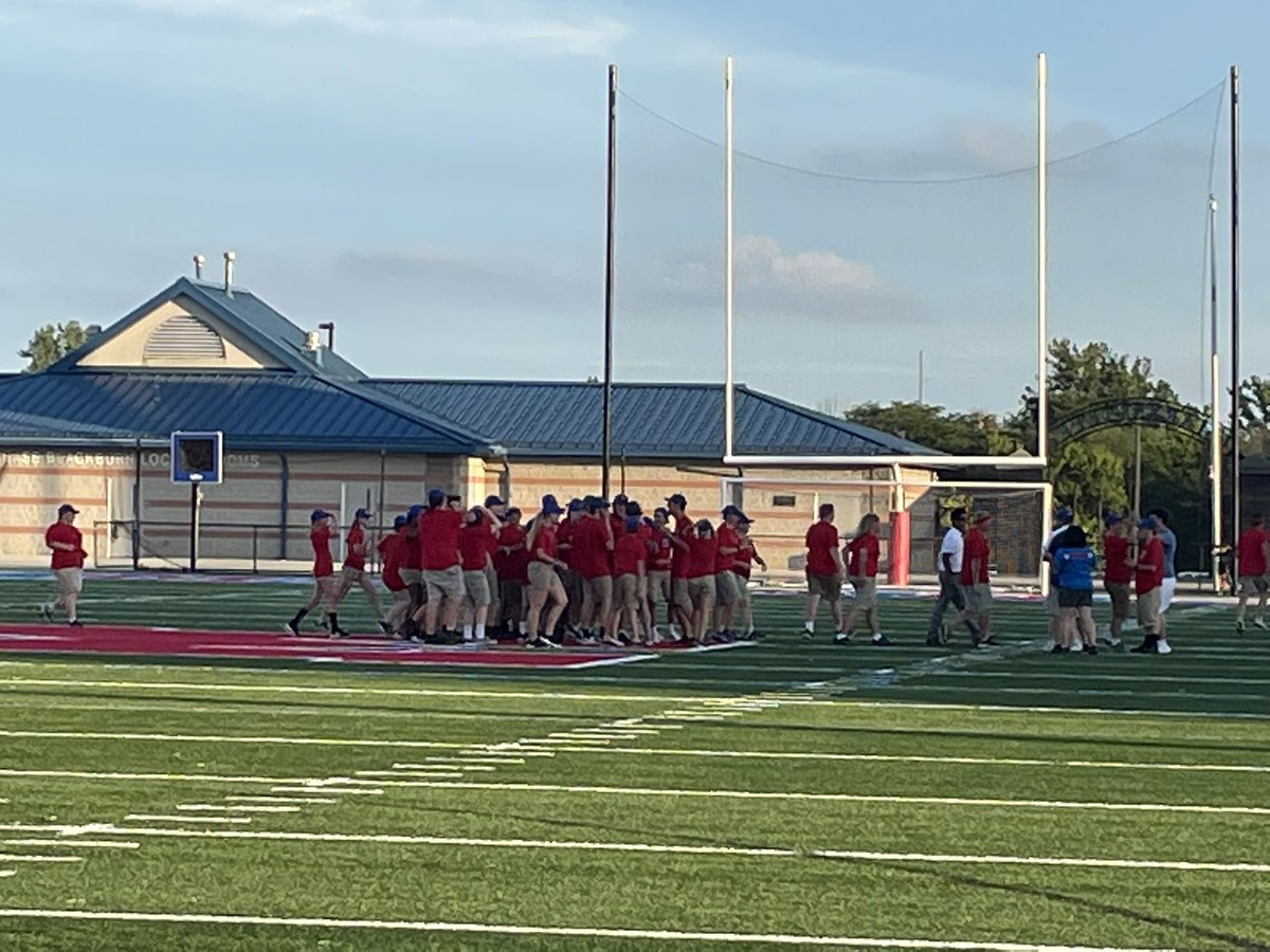 MrsKRMorgan's tweet photo. Beautiful night to see the @MarysvilleBand showcase their learning and talent! #ptbm @KenChaffin @spwillia @jbhinderer https://t.co/4QaXgzVe4q