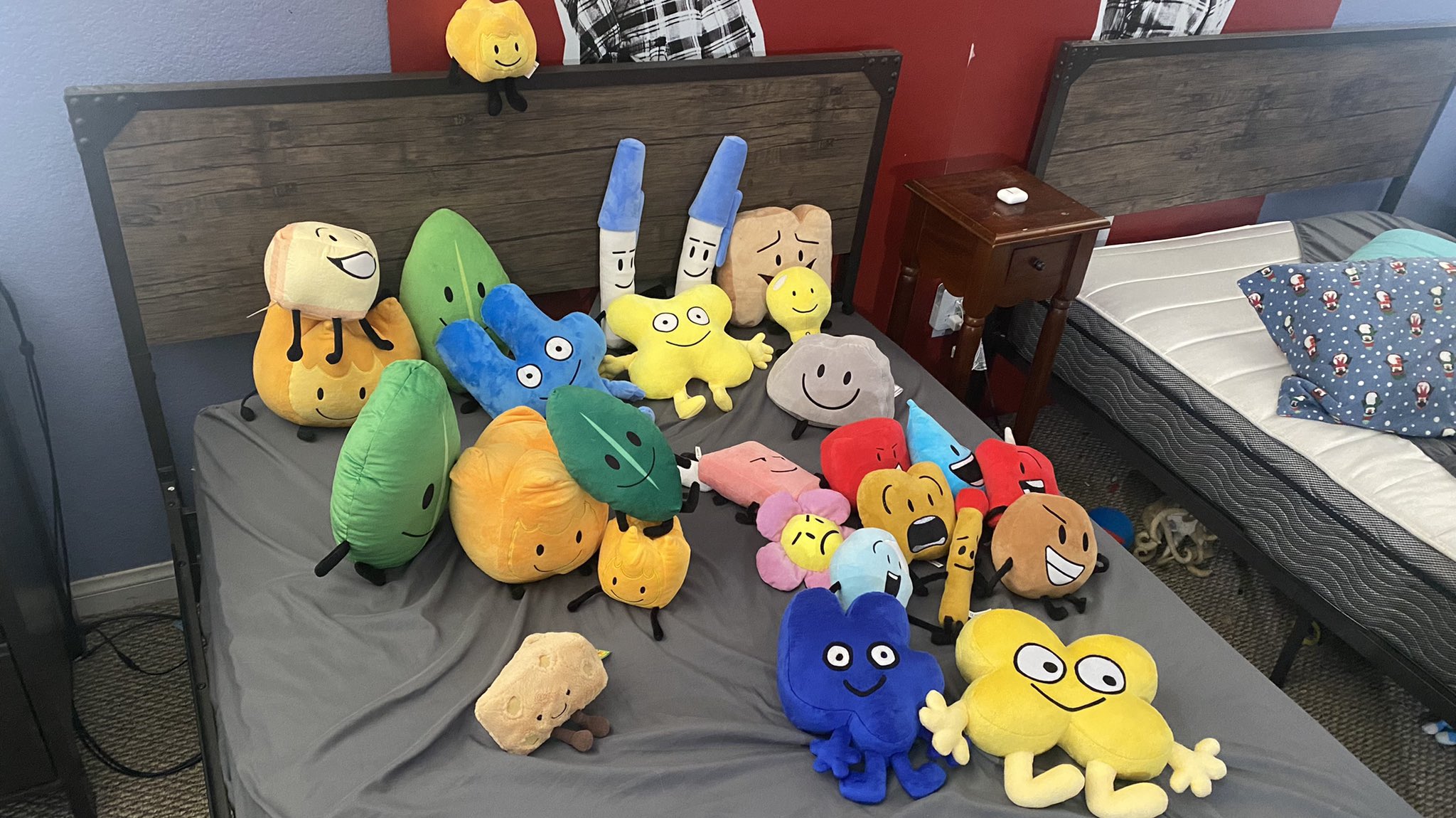 My bootleg BFDI plushies - Comic Studio