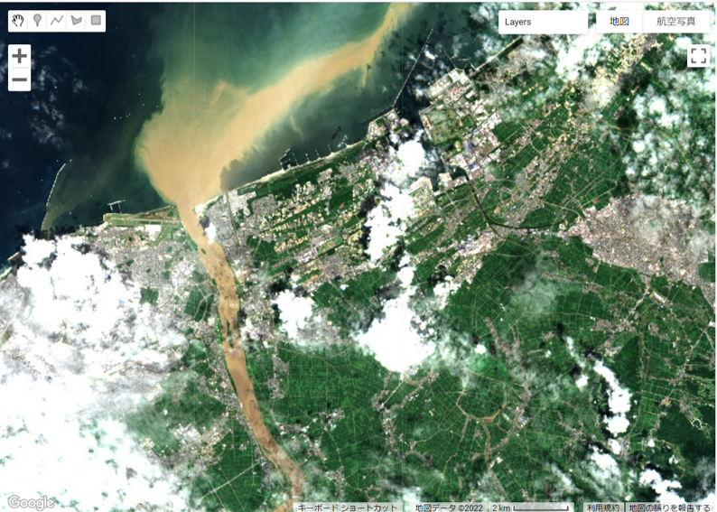 RESTEC_Training's tweet photo. 洪水後は天気が悪いのでSAR衛星が力を発揮しますが、8月5日はSentinel-2🛰も東北を観測していました。

雲の切れ目から各地の濁流が見えます。

↖青森県五所川原市
↗山形県酒田市
↙新潟県村上市
↘新潟県新潟市

RESTECのVEGA（固定ツイート参照）で可視化しました。 https://t.co/HL3OefPLVZ