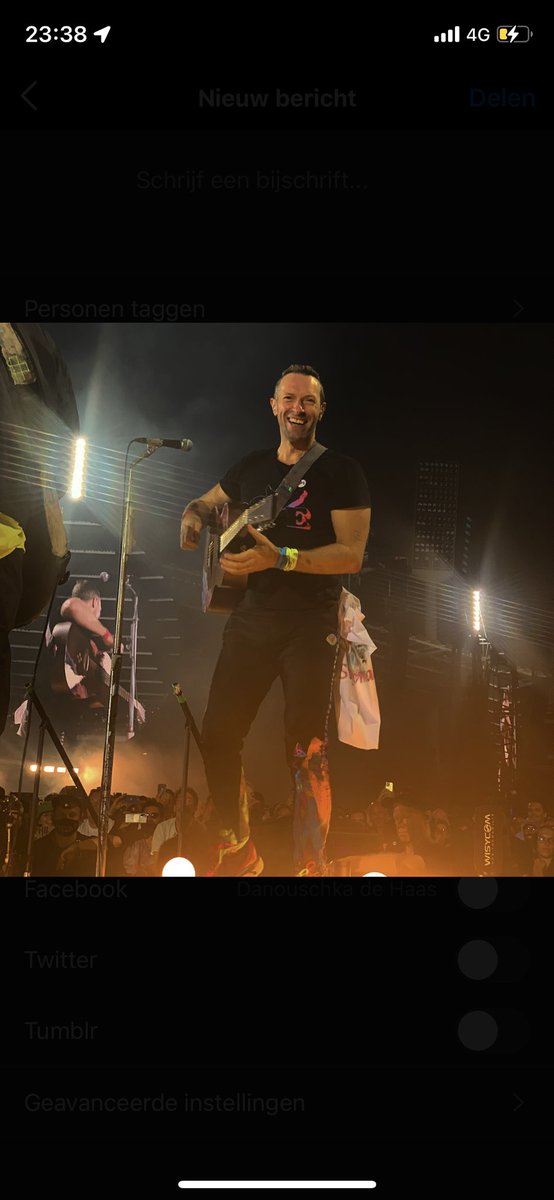 Danouschka's tweet photo. #coldplaybrussels ❤️💚🧡💛💙💜 https://t.co/4LPXCoxY04