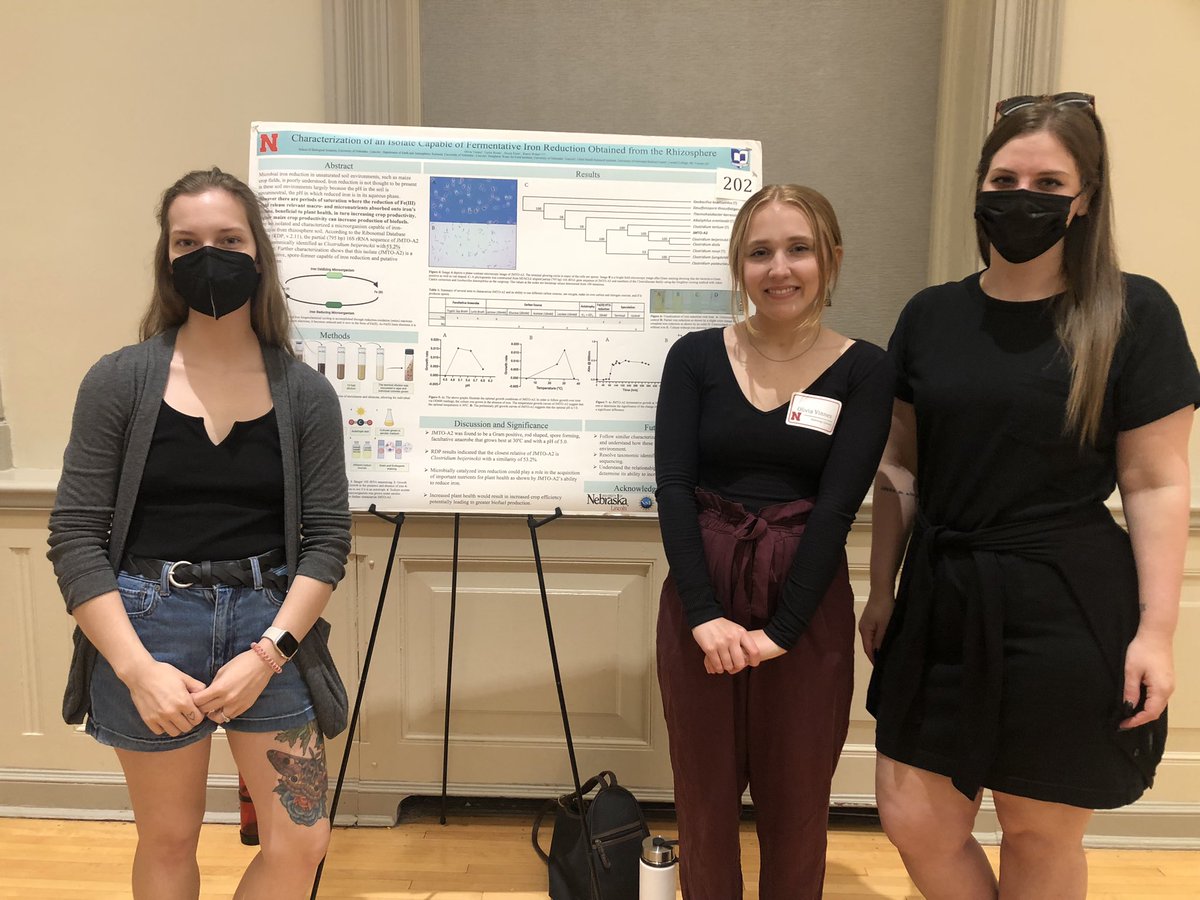 rosso_taylor's tweet photo. Great work all summer. Great results (even when we had to pivot some)! Great job presenting. Overall an amazing human.. we will certainly miss Olivia in the Weber lab @rockNmicrobe @nicoleafiore ft. @TheSeanCarr https://t.co/pZaMsIaADI
