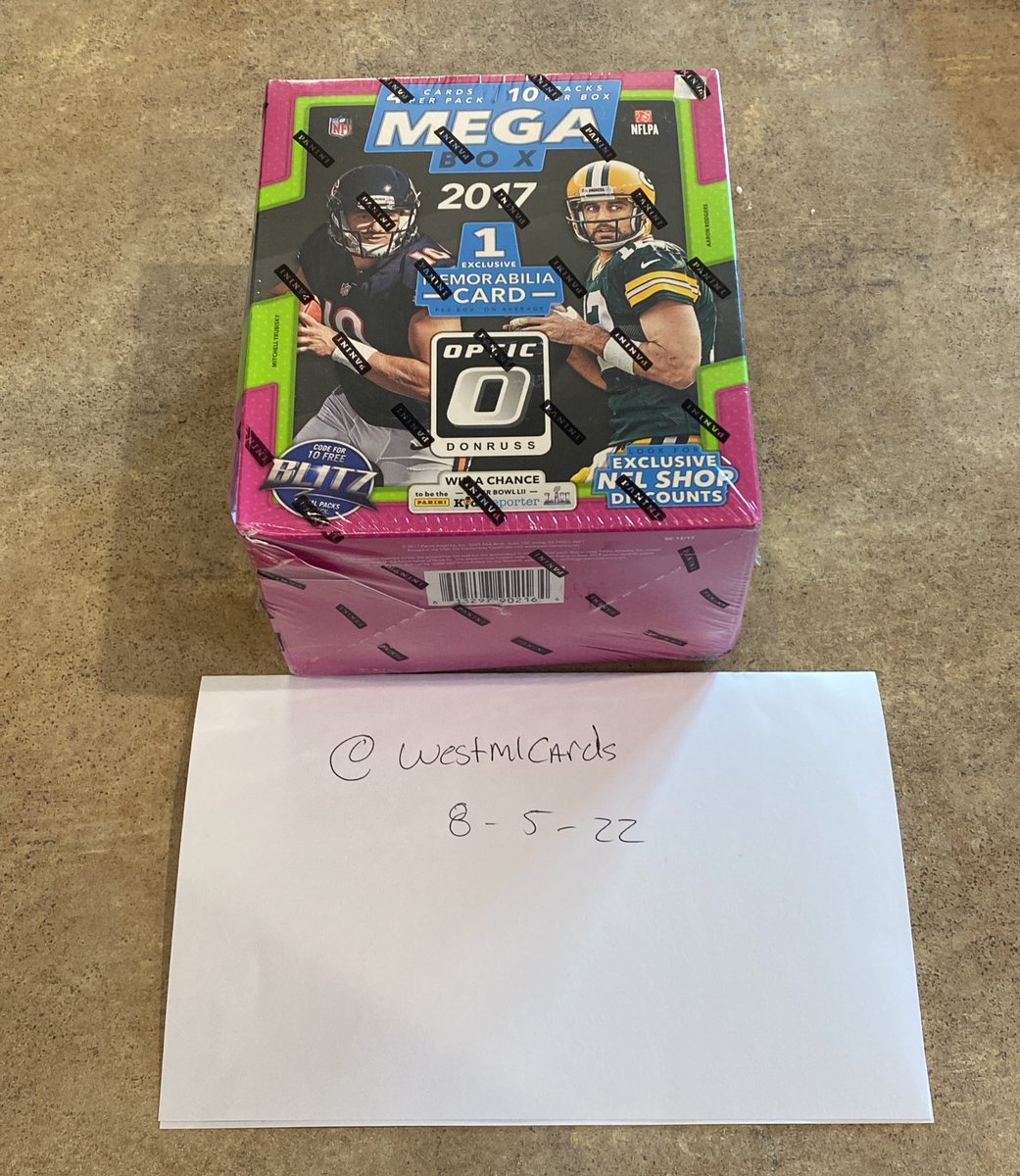 2017 Optic Mega box Sealed $525 or best offer! <a href="/HobbyConnector/">The Hobby Connector ™</a> <a href="/CardPurchaser/">Card Purchaser</a>