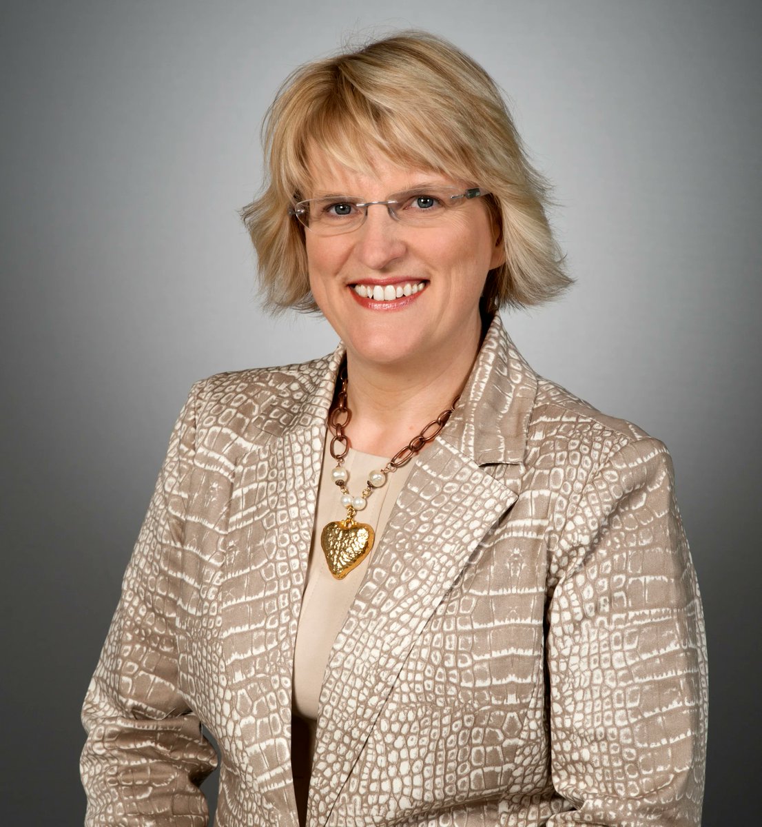 Carleton Place ER to close for 24 hours.  A community of 10,000 Where, oh where, are our political leaders?