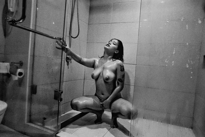 Just need to touch myself! https://t.co/B6FWKvbnue https://t.co/tV3bWlexn6