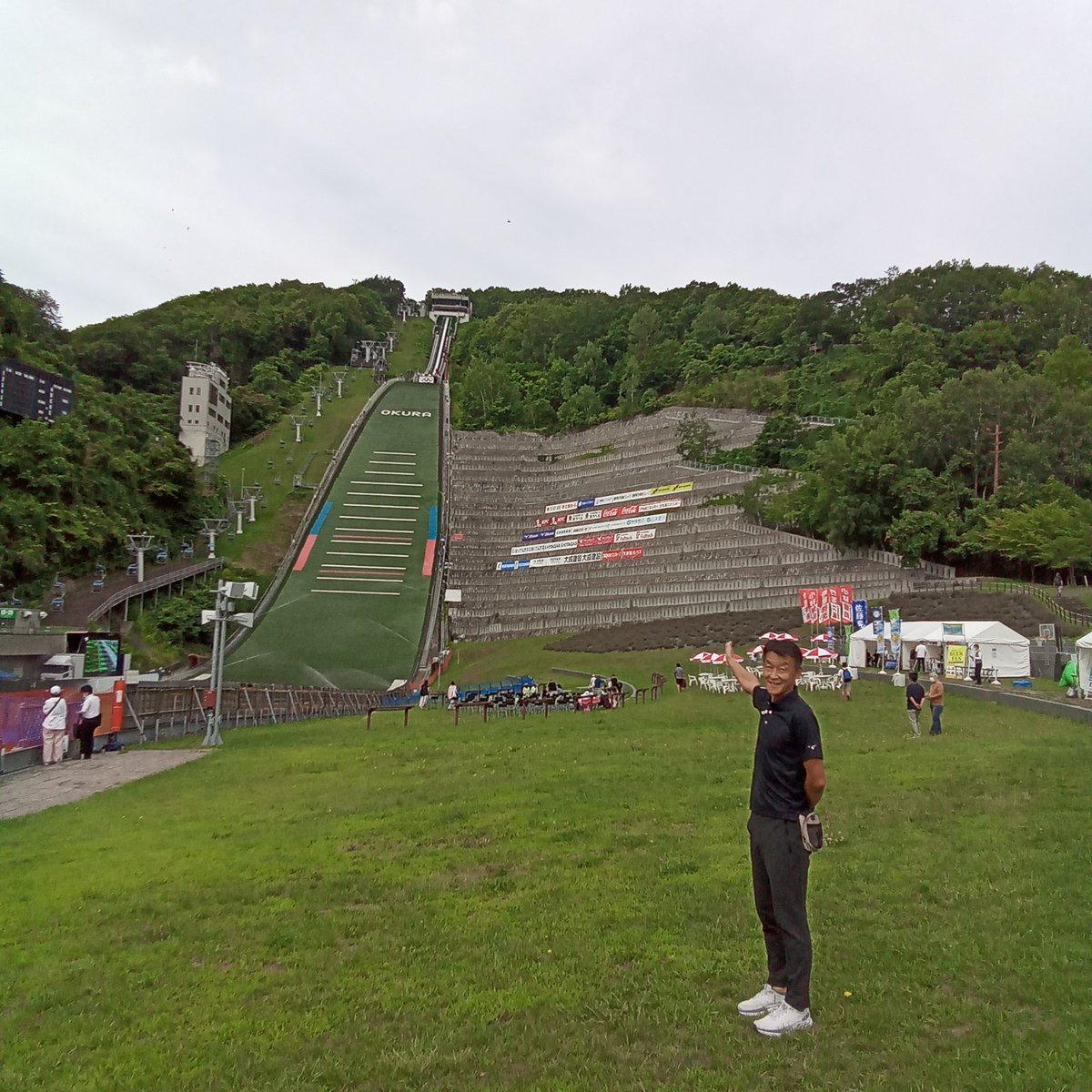 info_okurayama's tweet photo. 本日、10時より「第23回札幌市長杯大倉山サマージャンプ大会」が開催されます！観戦料、無料！そして札幌オリンピックミュージアムの入館料も本日無料！ぜひお越しください！
※大会時、車では来場できません。公共交通機関をご利用ください。 https://t.co/tivcGmgxHZ