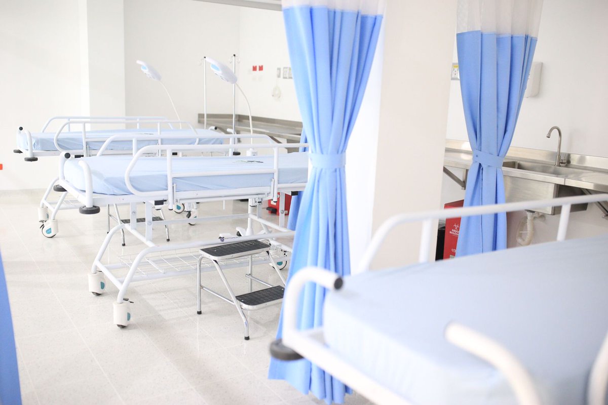 anibalgaviria's tweet photo. La nueva sala de urgencias del Hospital San Juan de Dios ESE Rionegro aumentará en más de un 50 % la capacidad de atención. Tiene ocho consultorios y tres salas de observación, entre otros espacios para la atención integral de pacientes. UNIDOS por la salud 👏🏻 https://t.co/DMxIBBgBnR