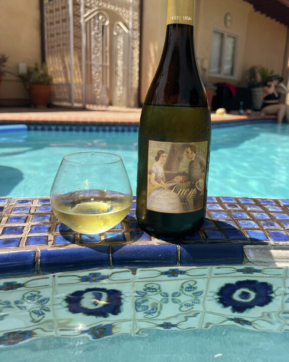 TG_NapaValley's tweet photo. Wine is sunlight held together by water – Galileo.
.
.
.
.
#tgnapavalley #sae #sigmaalphaepsilon #rushsae #truegentleman #brotherhood #fraternity #winelover #winery #winetime #whitewine #wineoclock #winemaker #winemaking #wineoftheday #wine #napavalleywine #napawines https://t.co/7HryLBOvwR