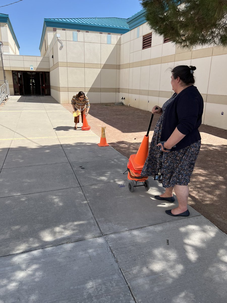 Laura Juarez tweet media