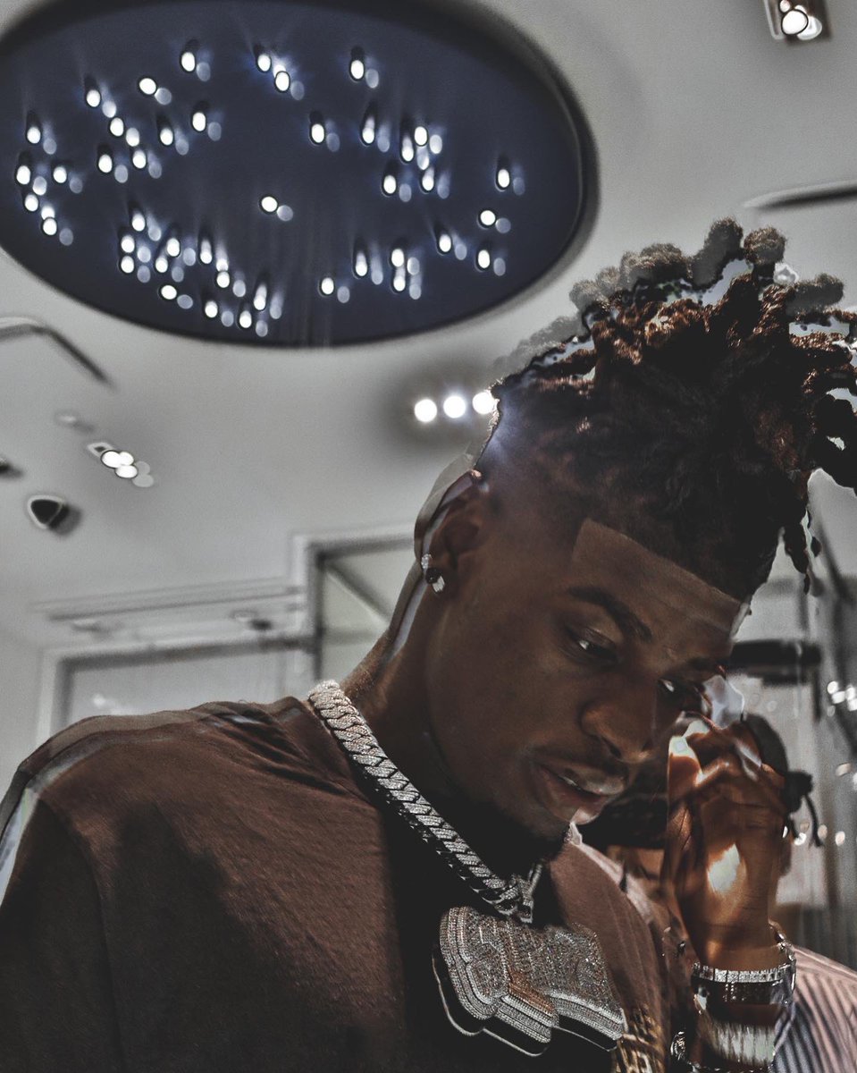 Rivera_Luv's tweet photo. @sleazyworld_go shot and edit by me 🔥
•
•
•
•
#Retweet #Jonesmorgskc #camkc https://t.co/a2OKLewShH