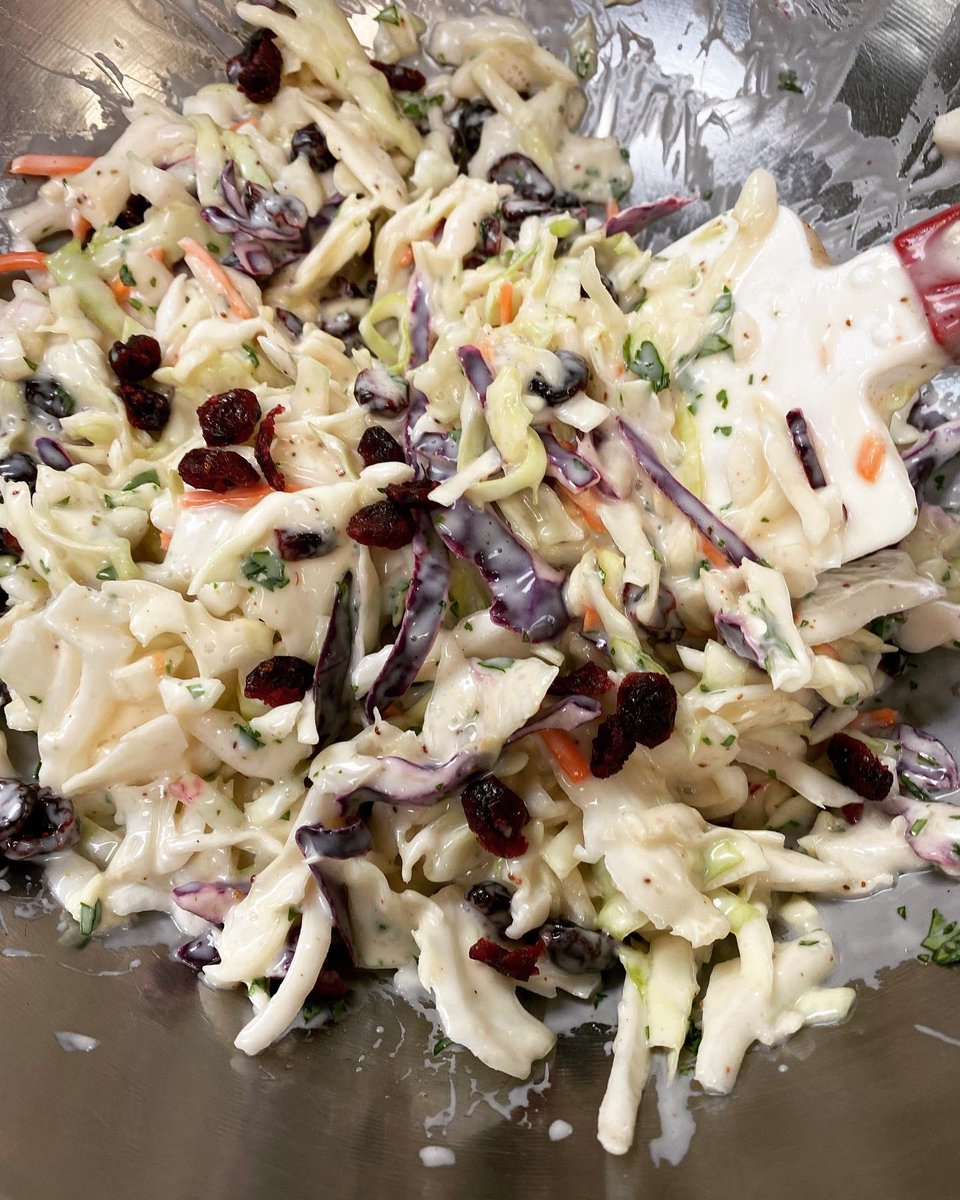 LobFast's tweet image. Now Serving Chef Ricardo’s Famous Gourmet Chitterlings and Cranberry Coleslaw!
