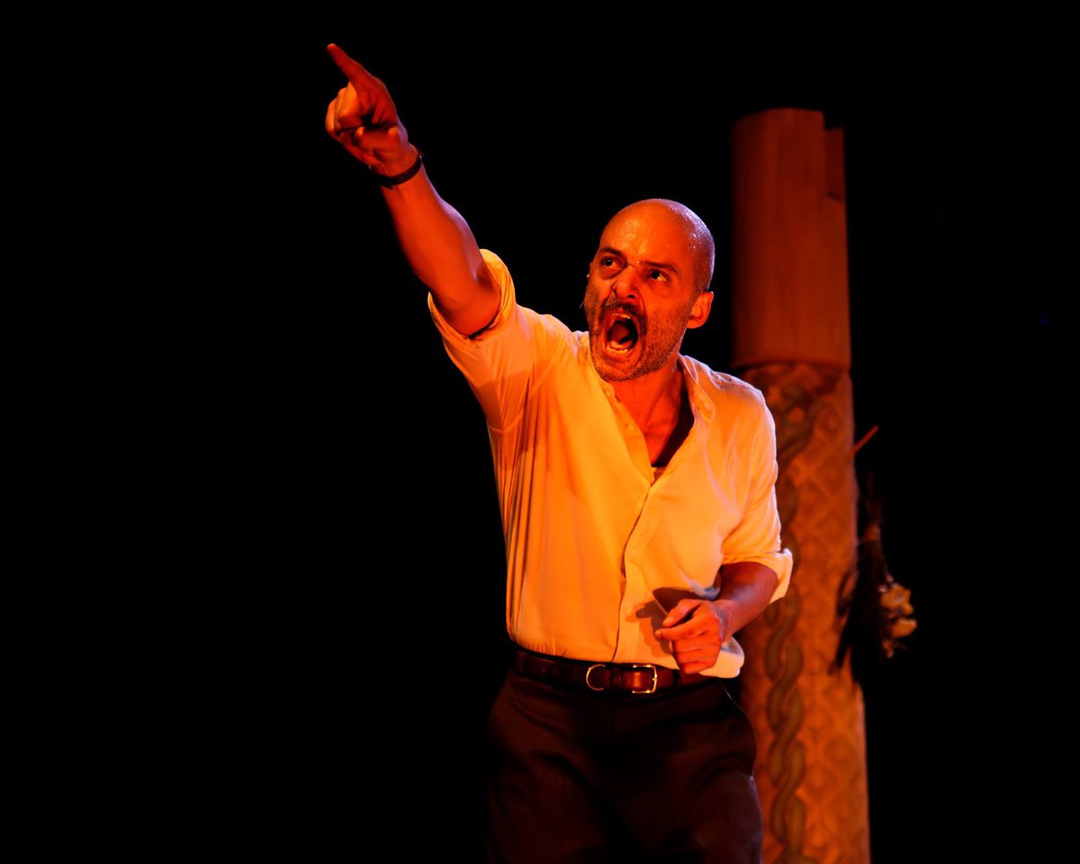 FINAL WEEKEND! of this powerful solo performance by Brandon J. Simmons. BEOWULF directed by Gus Menary closes Sunday. Do not miss this adventure <a href="/bookitrep/">Book-It Repertory Theatre 📚➡️🎭</a> 
Tickets at book-it.org/events/beowulf/ at the Alhadeff Studio Theatre <a href="/seattlecenter/">Seattle Center</a> 
#Seathtr #Books #Onstage #Beowulf