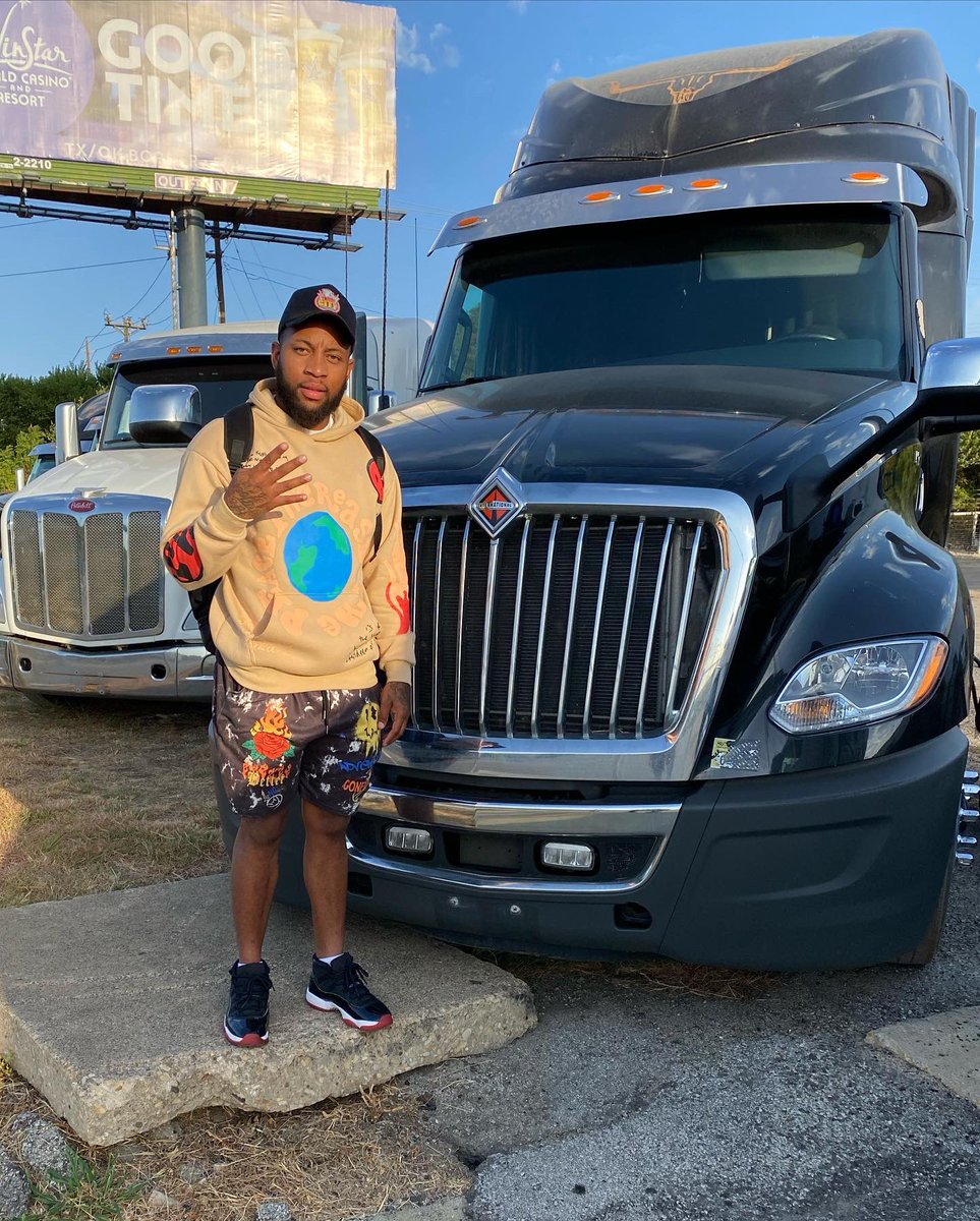 sameerk73691968's tweet photo. It’s always a blessing when the things you dream about actually happen. First Big Boy purchase of the year 🙏🏽💯 #4DSTrucking https://t.co/FqVwFzGNTe