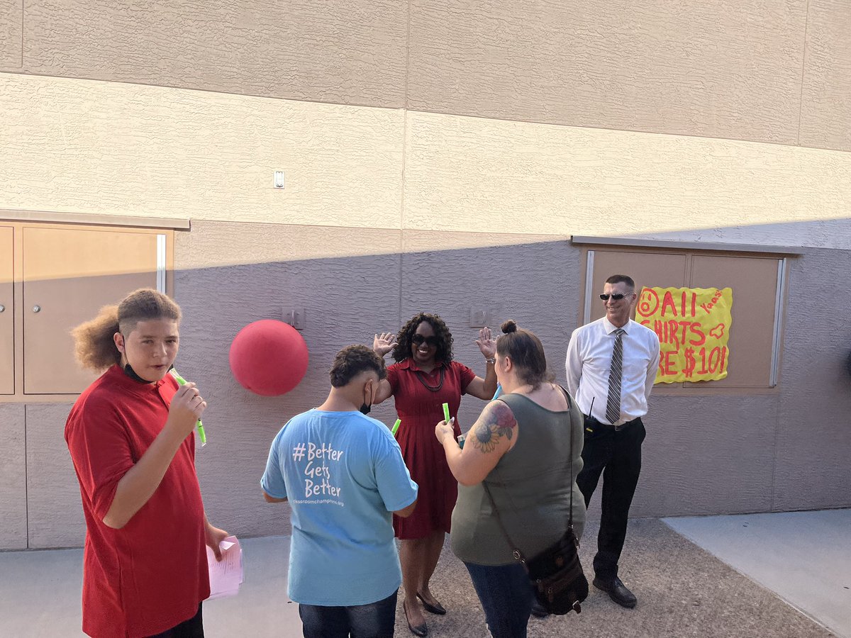 GLD is ready!  Our scholars are so lucky with these two leading the way!  <a href="/CartwrightSD/">Cartwright District</a>
