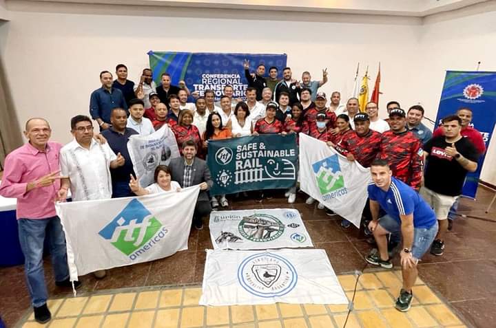 CronicaSindicaL's tweet photo. #ITFREGIONAL #FERROVIARIOS La Conferencia para Latinoamérica y el Caribe eligió presidente a JULIÁN SOSA CAPPELLO de La Fraternidad y a KARINA BENEMERITO de Unión Ferroviaria representante de la Mujer
@ITF_Americas @FraternidadArg @uf_oficial @ITFArgentina
https://t.co/OE3hlmAnZl https://t.co/qsFTq1QnJS