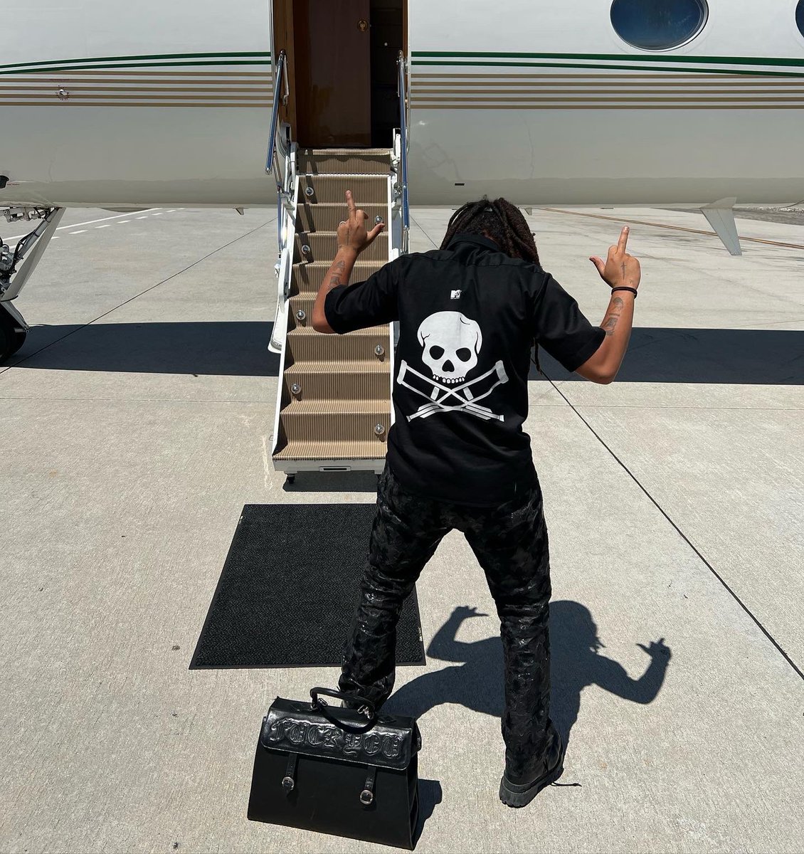 whoisluka's tweet photo. 🤷🏽‍♂️ https://t.co/nhJTZw4bKb
