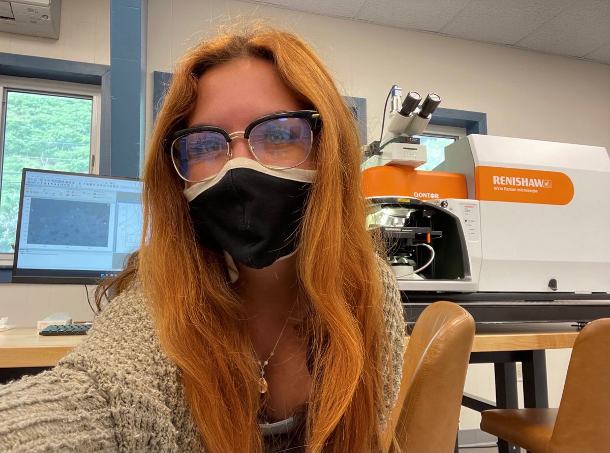 jesscayleehanks's tweet photo. In an attempt to establish a scientific twitter presence, let me introduce myself. I'm Jess! I am a second-year master’s student @HPU examining the chronic effects of #oceanacidification on the #geochemistry of coral skeletons. The goal is to begin my Ph.D. fall 2023! https://t.co/k1e8QuBruZ